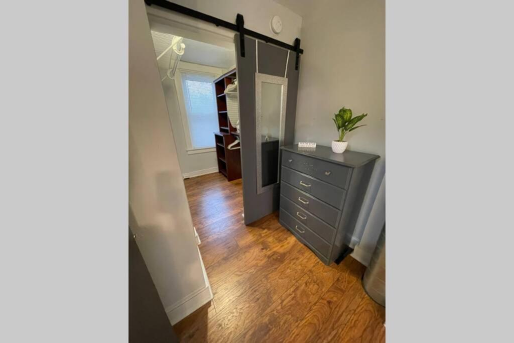 Industrial Brick Townhouse In Downtown Lancaster Villa Екстериор снимка